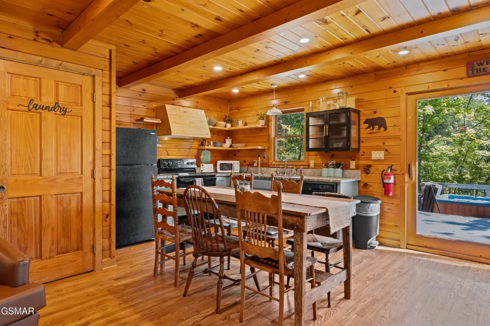 3956 Millers Ridge Way Sevierville, TN 37862