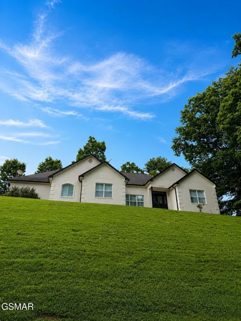 2247 Battle Hill Road