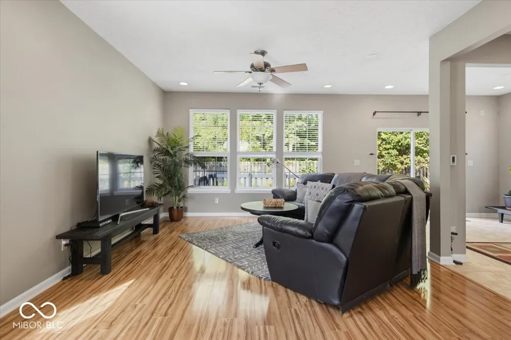 11190 Ruckle Street Carmel, IN 46032