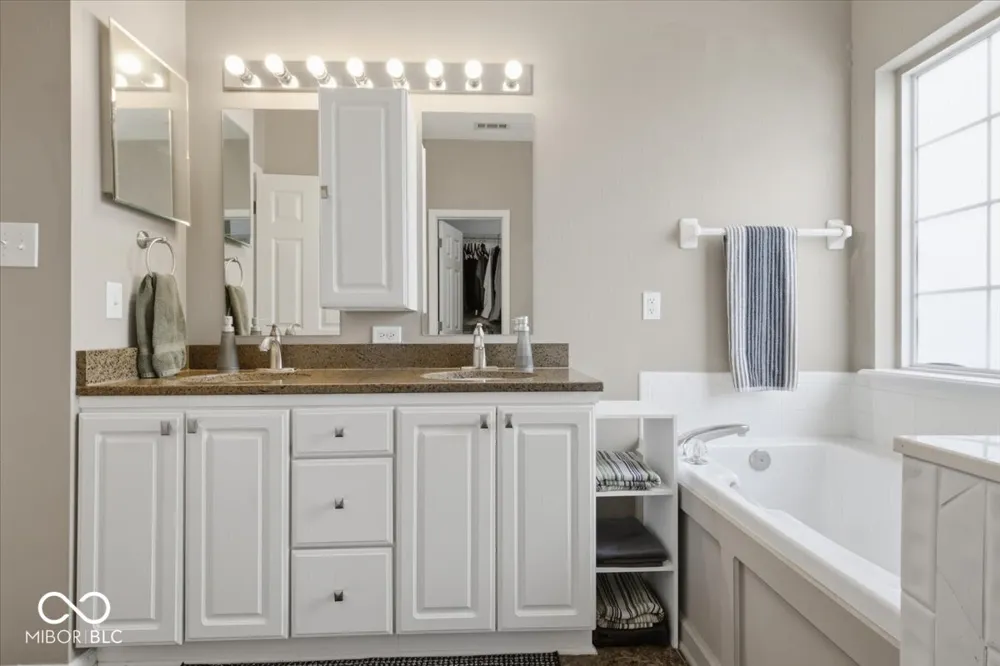 11190 Ruckle Street Carmel, IN 46032
