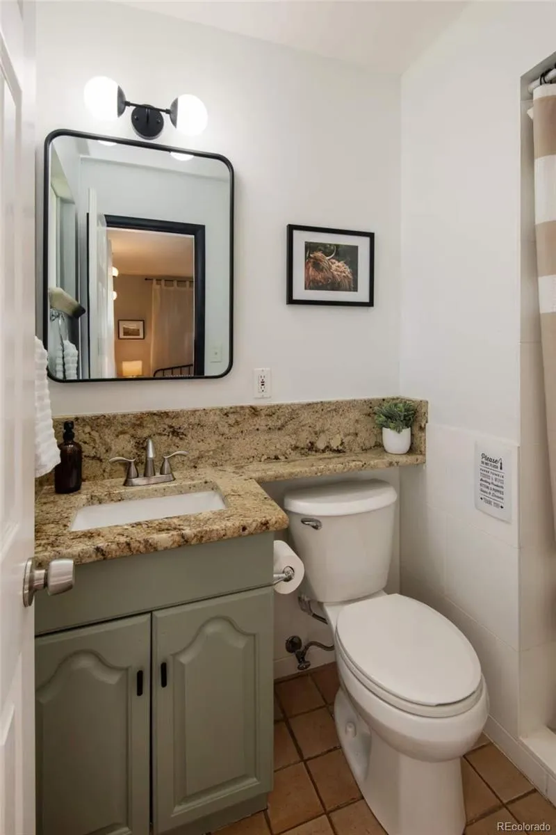 991 E Cottonwood Avenue Centennial, CO 80121