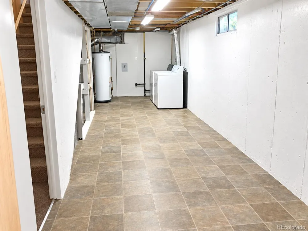 991 E Cottonwood Avenue Centennial, CO 80121