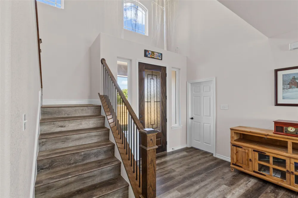 5720 County Road 1017 Joshua, TX 76058