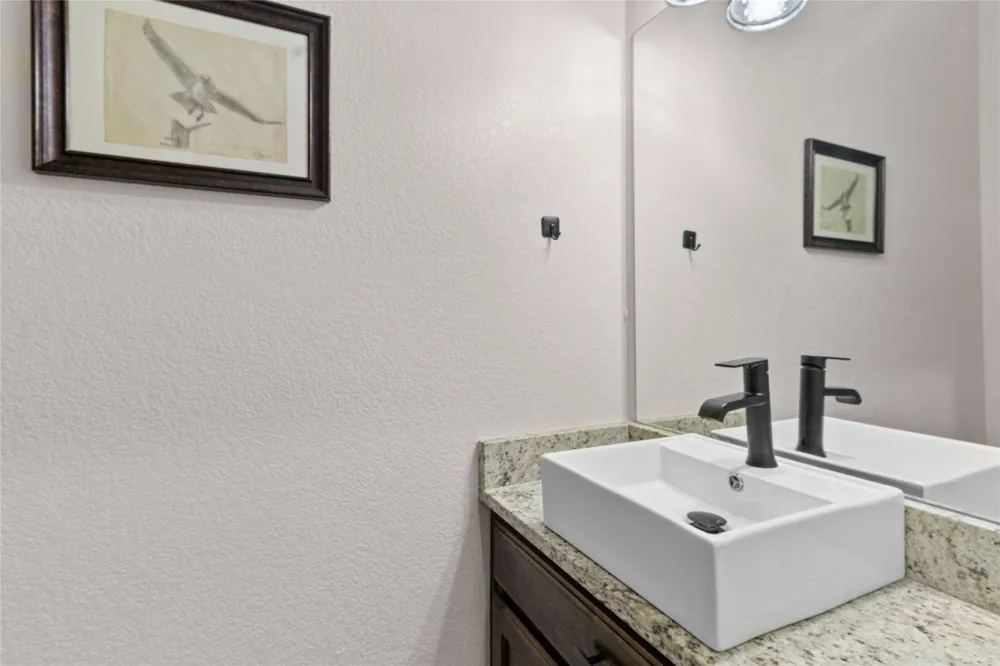 5720 County Road 1017 Joshua, TX 76058