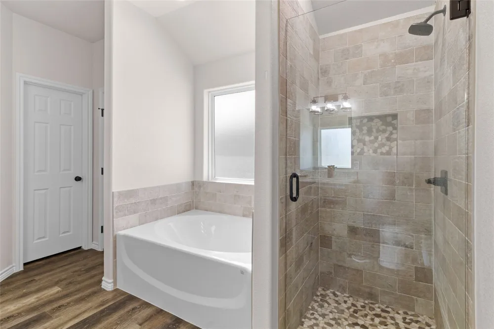 5720 County Road 1017 Joshua, TX 76058