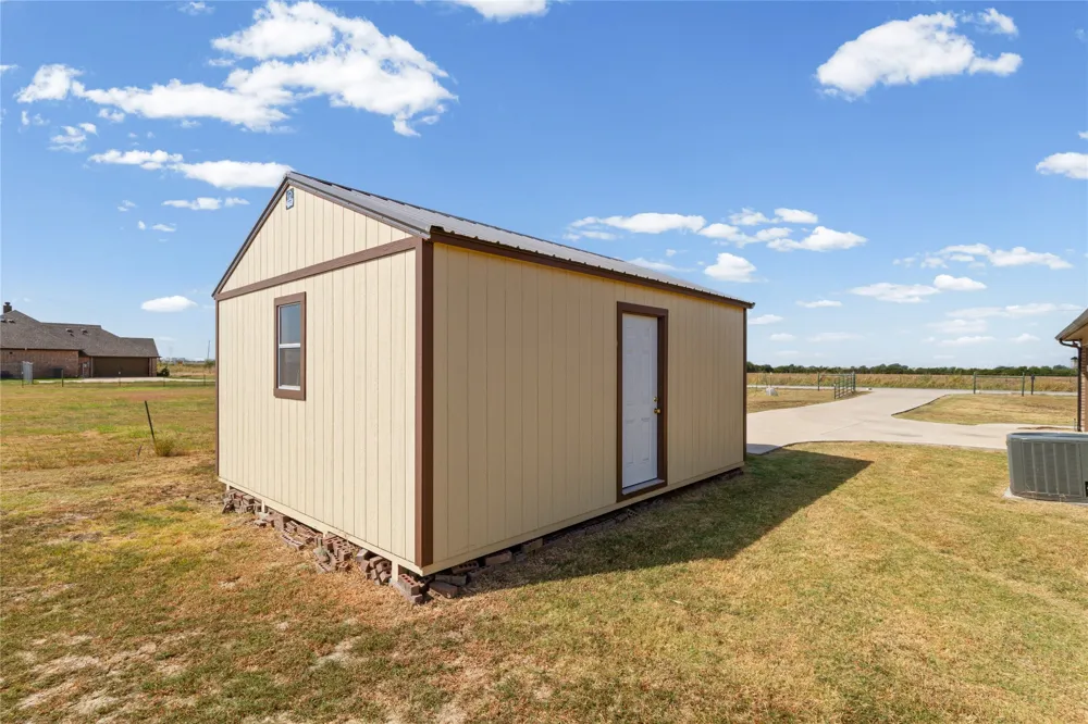 5720 County Road 1017 Joshua, TX 76058