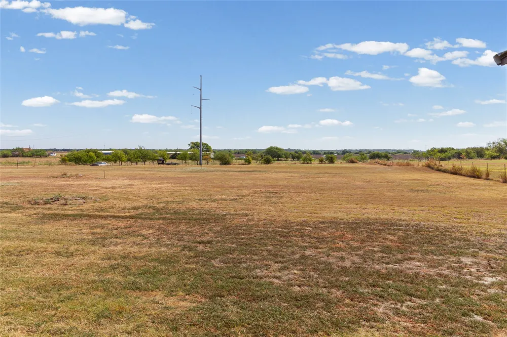 5720 County Road 1017 Joshua, TX 76058