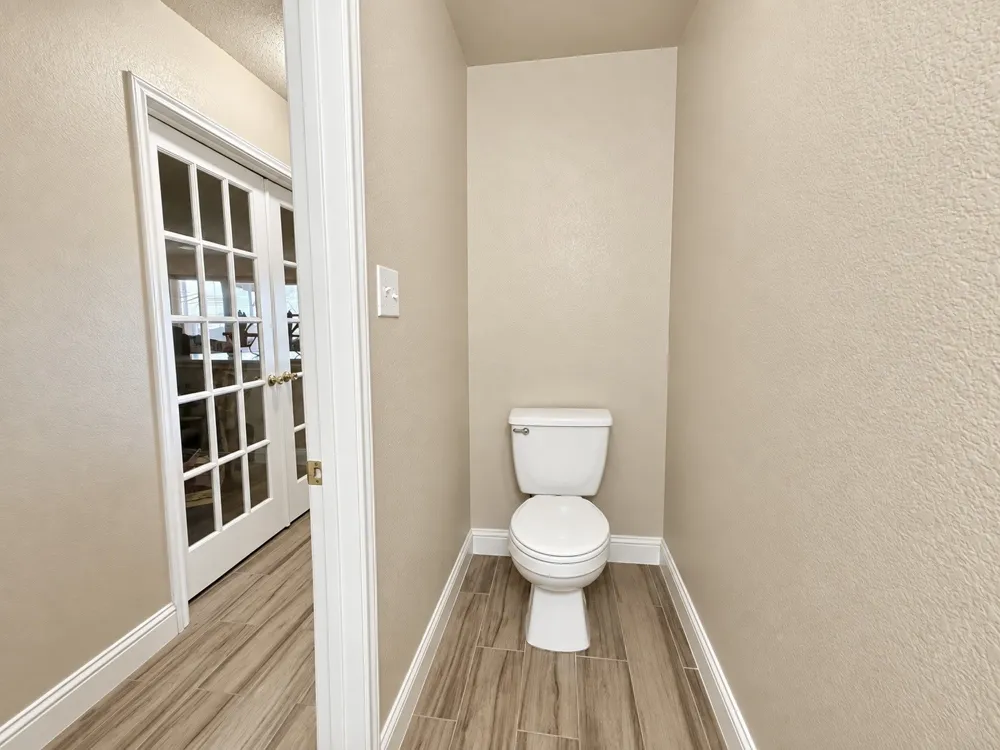 14800 Ledgeview Court Balch Springs, TX 75180