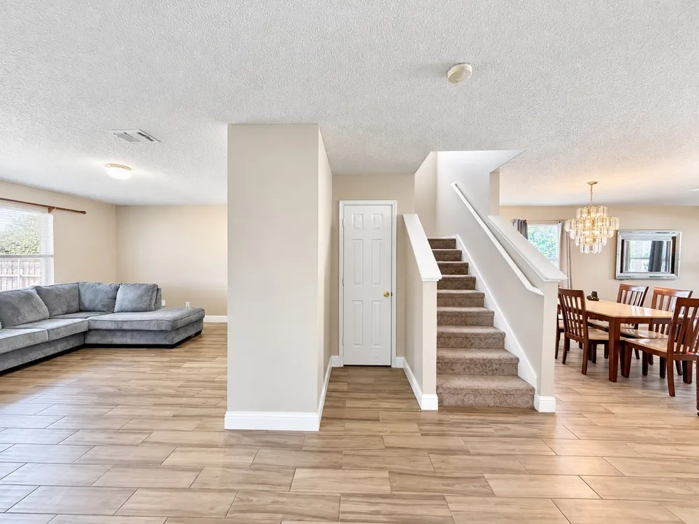 14800 Ledgeview Court Balch Springs, TX 75180