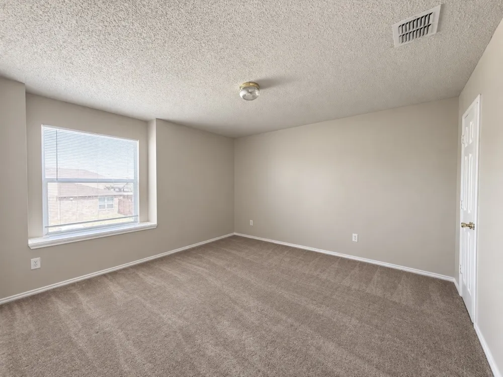 14800 Ledgeview Court Balch Springs, TX 75180
