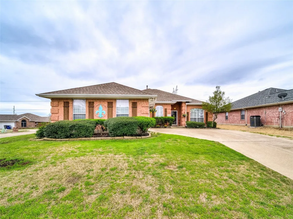 3612 Cedar Creek Lane Sachse, TX 75048