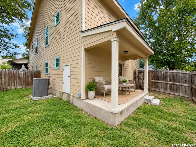 1221 Navidad Unit 1 San Antonio, TX 78207