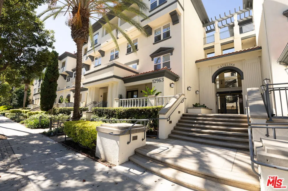 12963 Runway Road Playa Vista, CA 90094