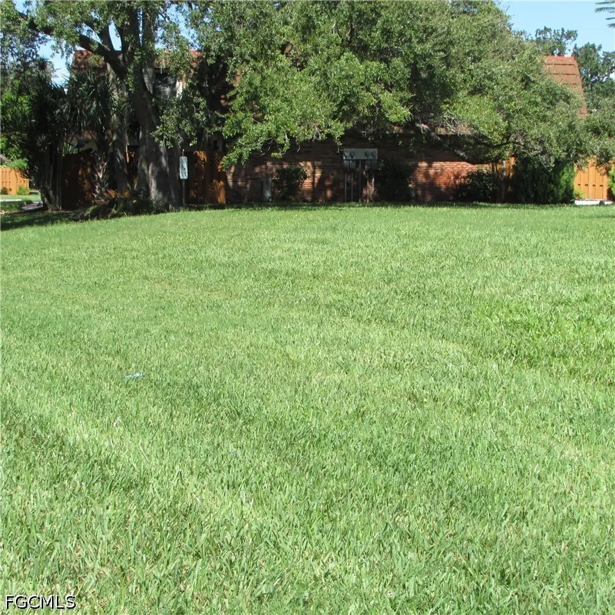 Park Shore Circle #1 Fort Myers, FL 33901