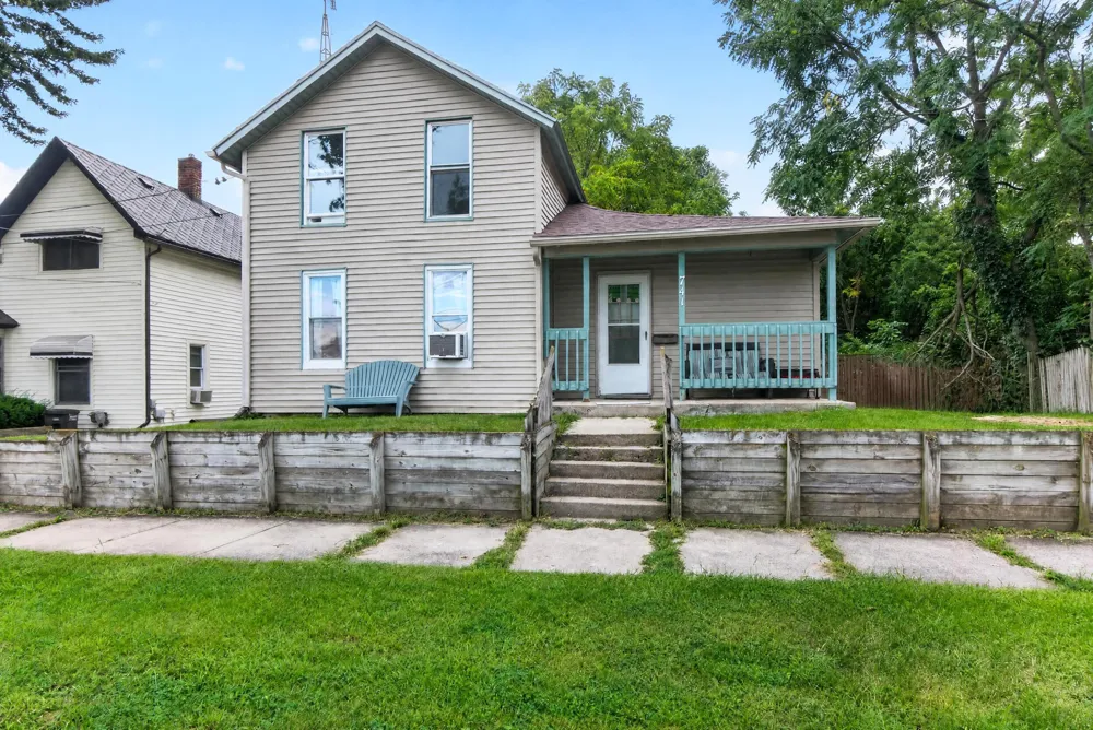 741 Kennedy Street Jackson, MI 49202