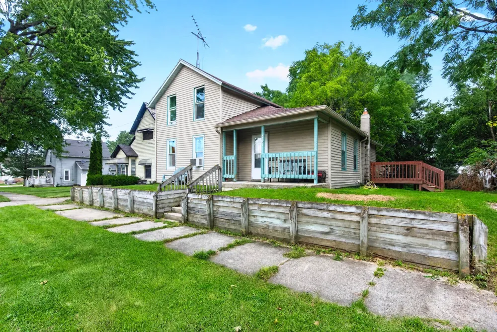 741 Kennedy Street Jackson, MI 49202