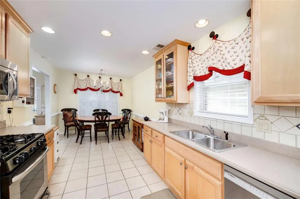 125 Pinnacle Lane McDonough, GA 30253