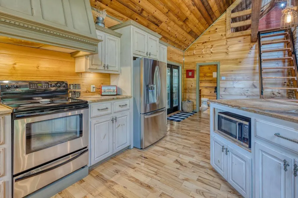481 Mountain Top Drive Blue Ridge, GA 30513