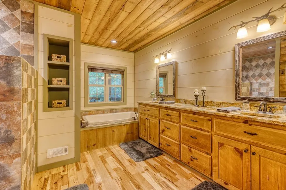 481 Mountain Top Drive Blue Ridge, GA 30513