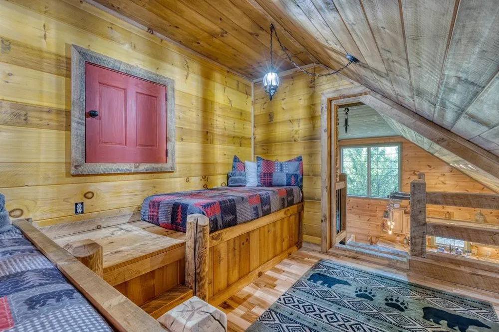 481 Mountain Top Drive Blue Ridge, GA 30513