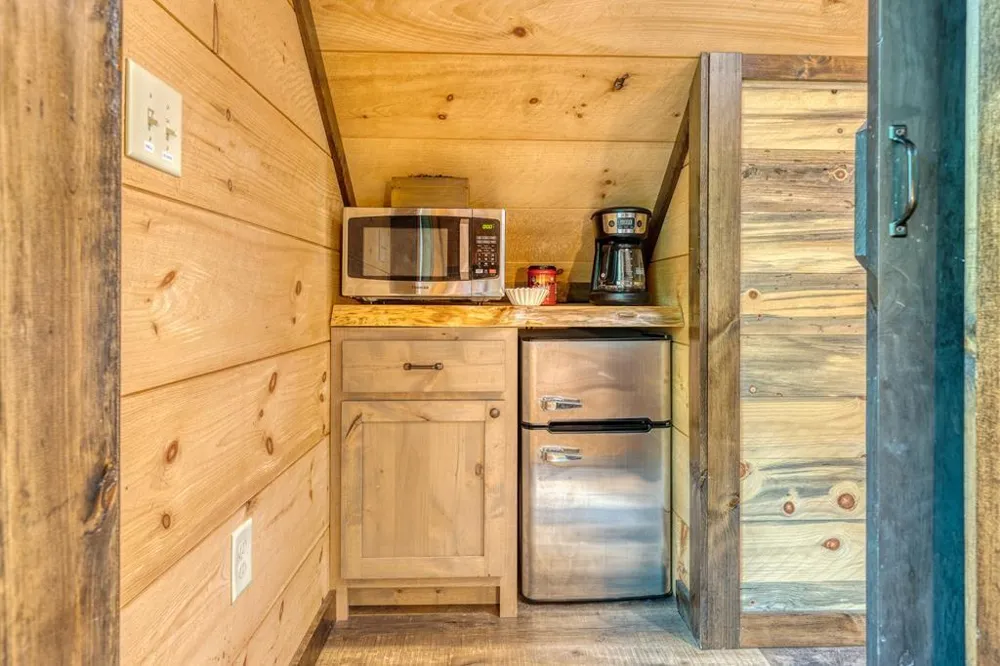 481 Mountain Top Drive Blue Ridge, GA 30513