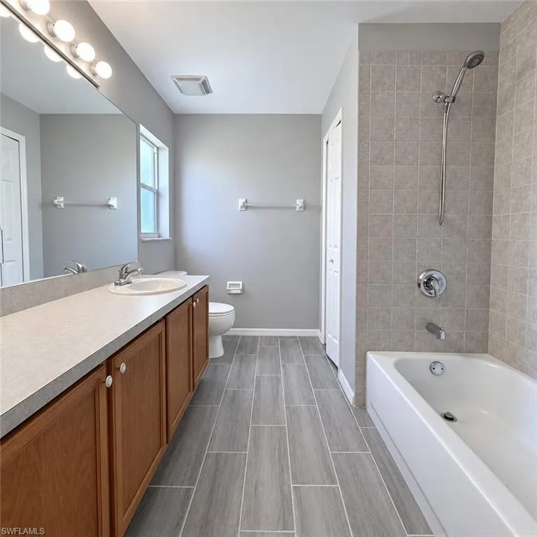 4914 SW 27th Avenue Cape Coral, FL 33914