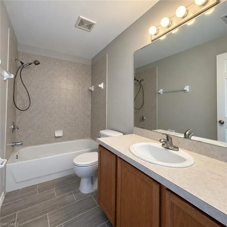 4914 SW 27th Avenue Cape Coral, FL 33914