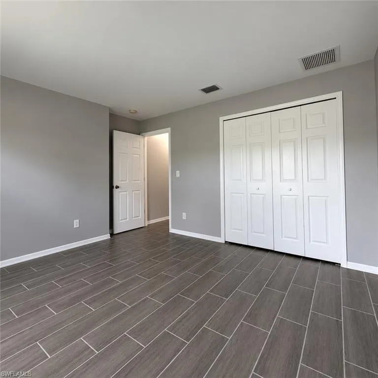 4914 SW 27th Avenue Cape Coral, FL 33914