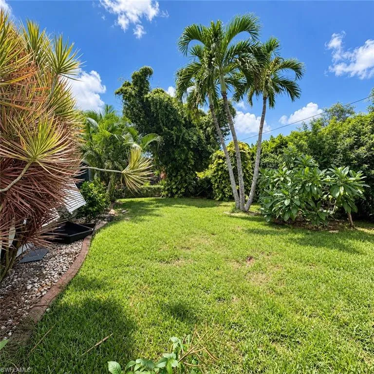 4914 SW 27th Avenue Cape Coral, FL 33914