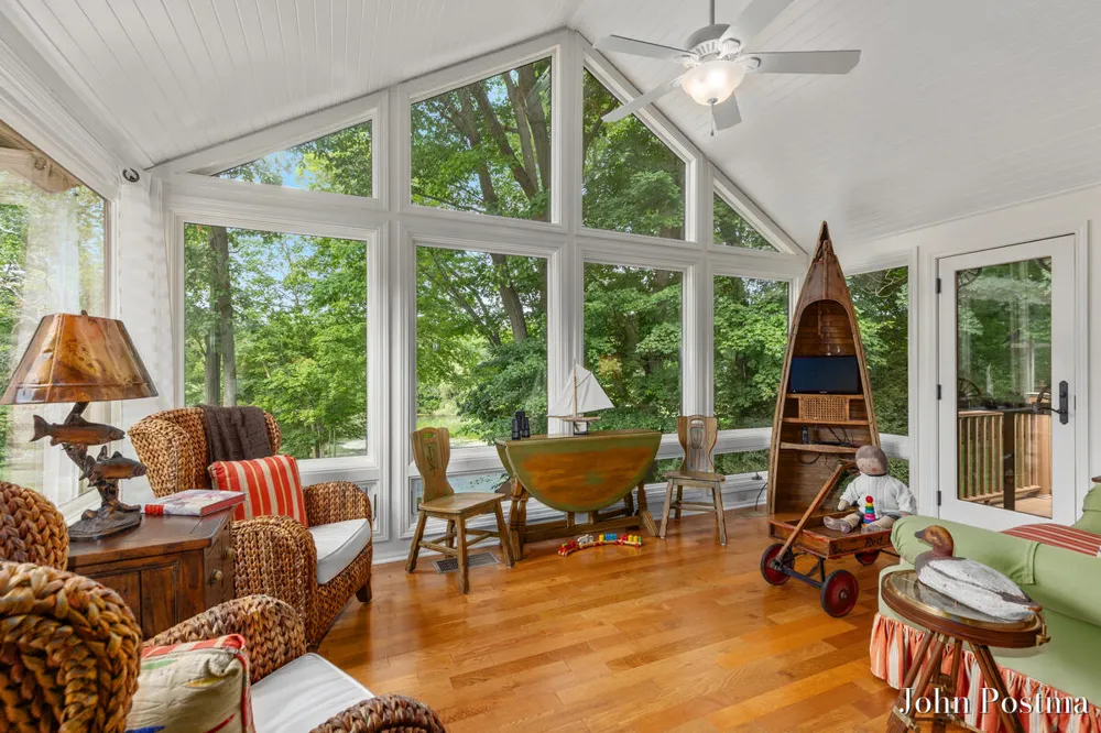 7786 Thornapple Bayou Drive SE Cascade Charter Township, MI 49512