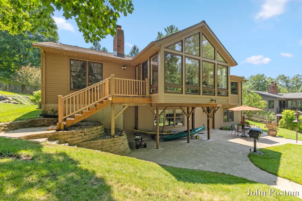 7786 Thornapple Bayou Drive SE Cascade Charter Township, MI 49512