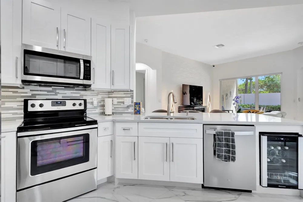 6623 Southport Drive Boynton Beach, FL 33472