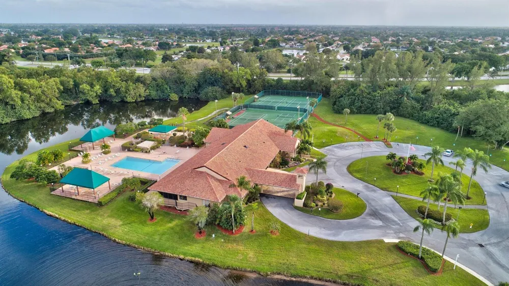 6623 Southport Drive Boynton Beach, FL 33472