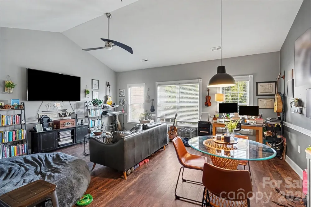 9243 Meadow Vista Road #302 Charlotte, NC 28213