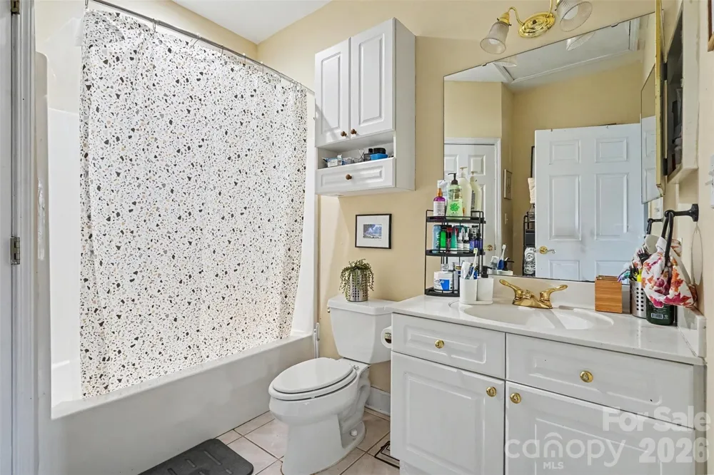 9243 Meadow Vista Road #302 Charlotte, NC 28213
