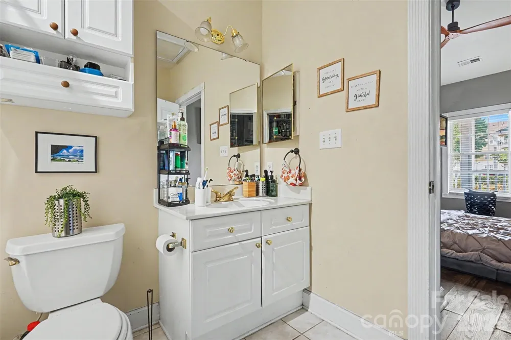 9243 Meadow Vista Road #302 Charlotte, NC 28213