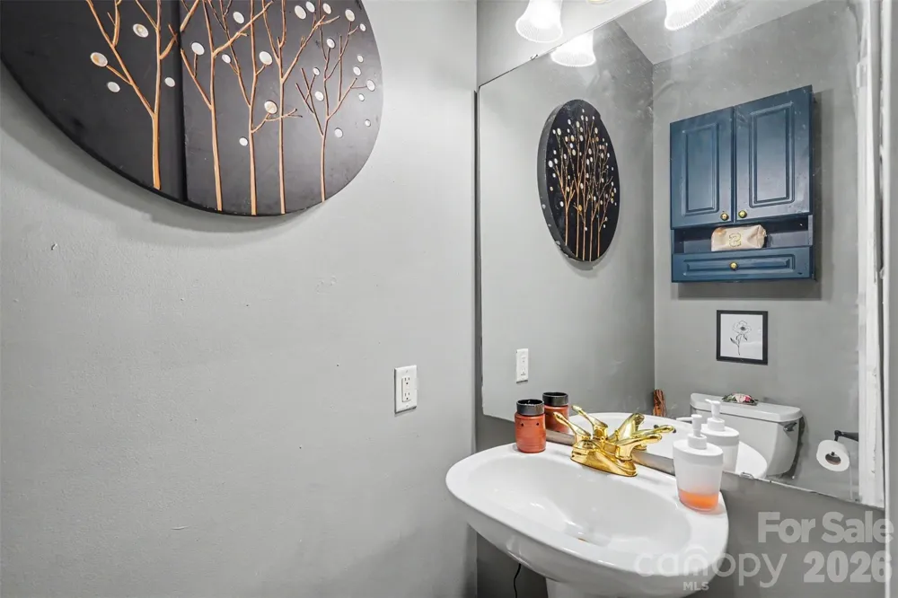 9243 Meadow Vista Road #302 Charlotte, NC 28213