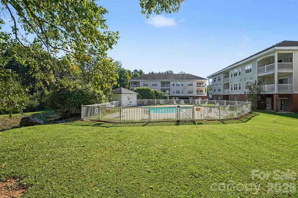 9243 Meadow Vista Road #302 Charlotte, NC 28213
