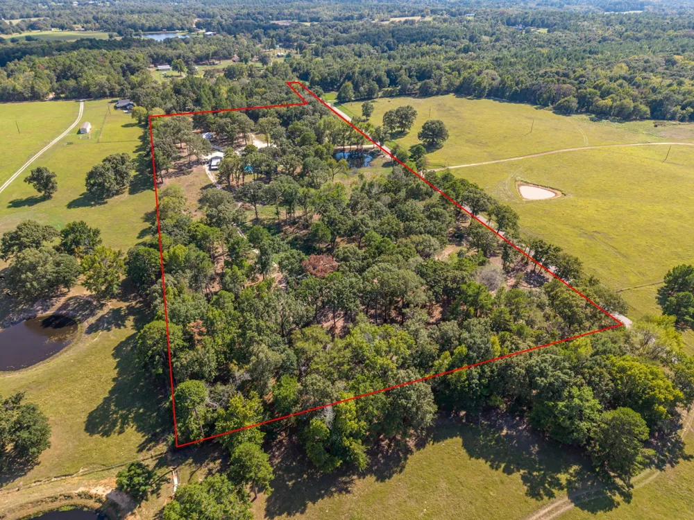 9500 County Road 3603 Brownsboro, TX 75756