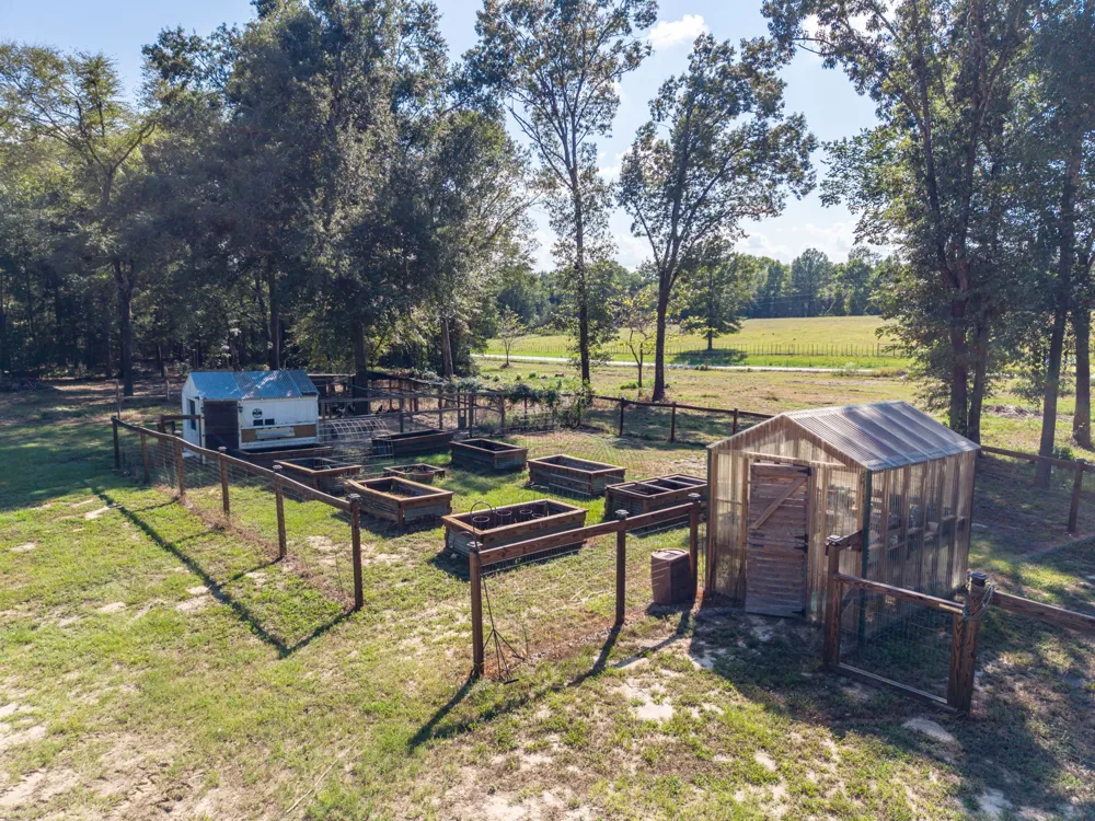 9500 County Road 3603 Brownsboro, TX 75756