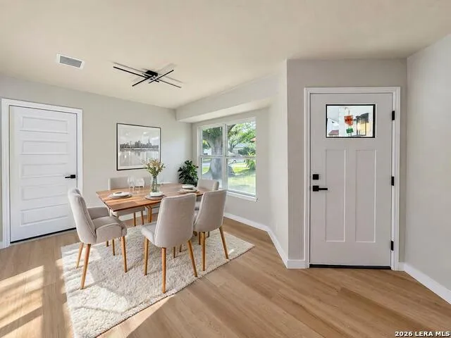 9827 Autumn Silver San Antonio, TX 78254