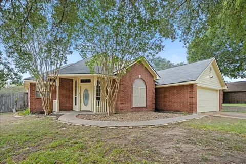 2601 Oakwood Drive