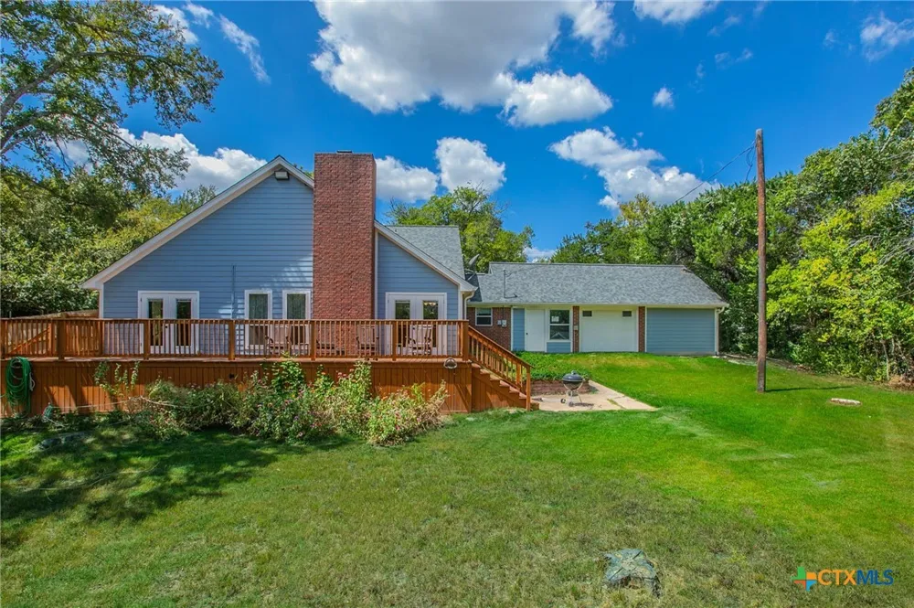 1505 Beal Street Belton, TX 76513