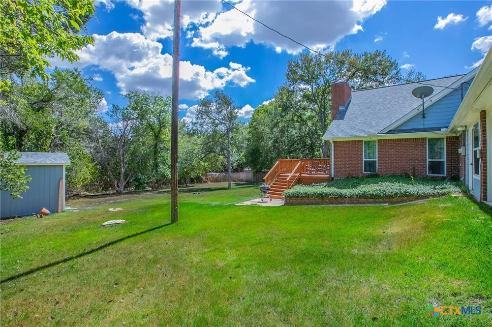 1505 Beal Street Belton, TX 76513