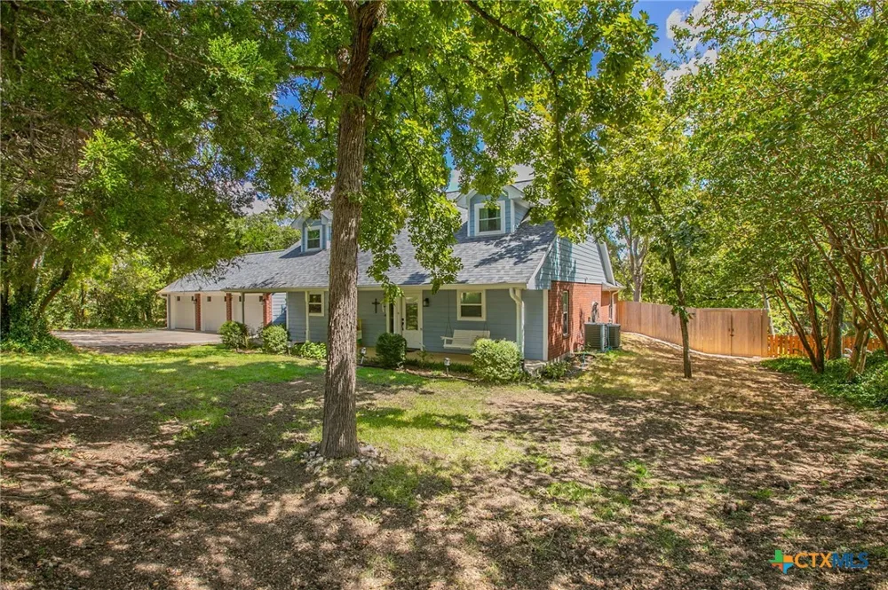 1505 Beal Street Belton, TX 76513