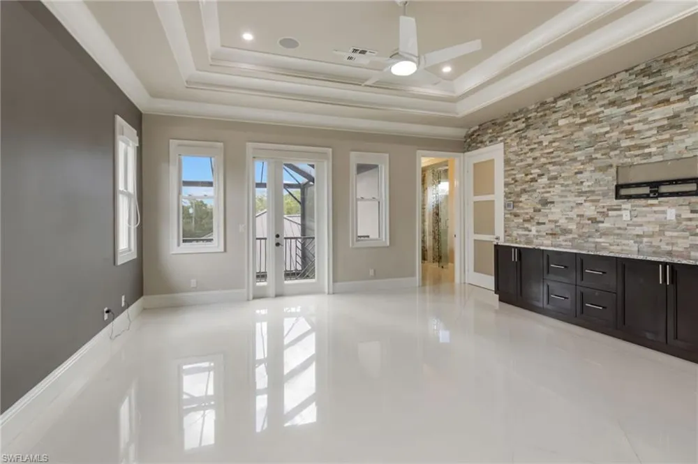 3585 33rd Avenue NE Naples, FL 34120