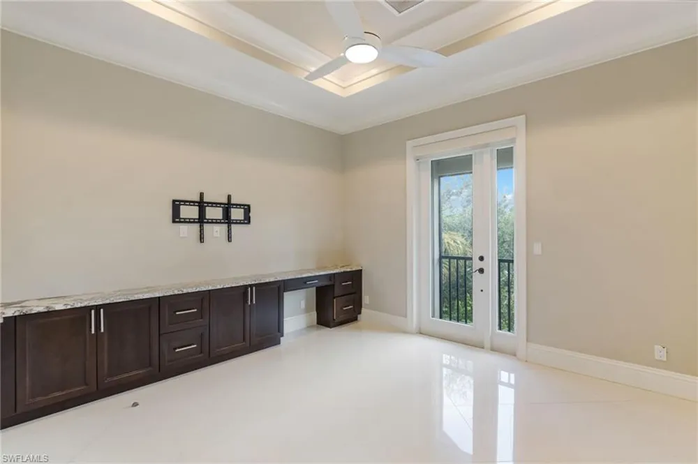 3585 33rd Avenue NE Naples, FL 34120