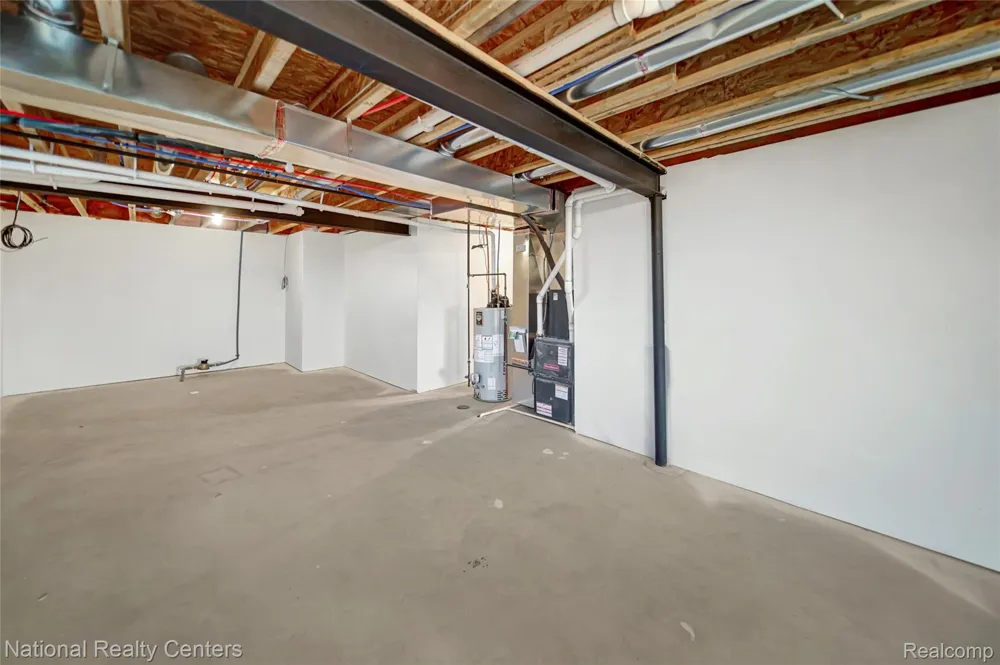 5548 Morgan Lake Drive Independence Charter Township, MI 48348