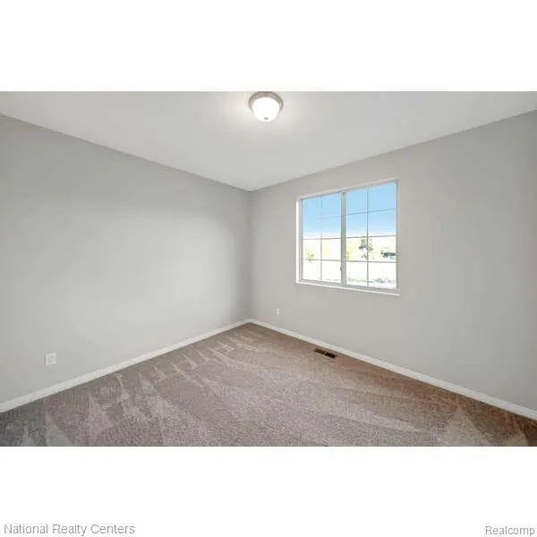5548 Morgan Lake Drive Independence Charter Township, MI 48348