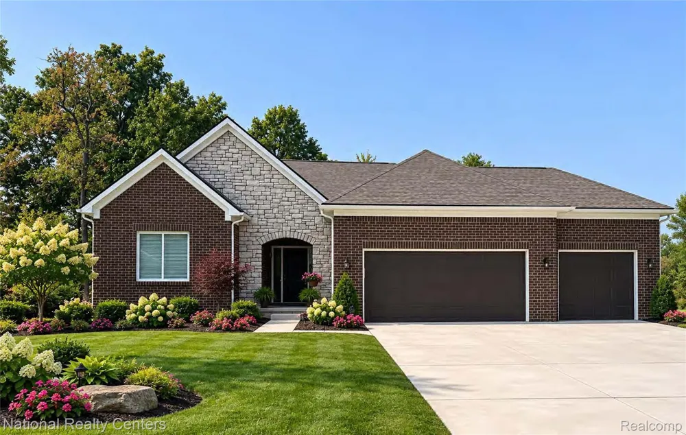 5548 Morgan Lake Drive Independence Charter Township, MI 48348
